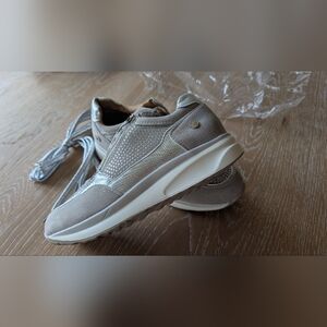 Women Beige Sneakers North Star